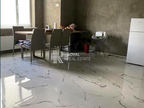 будинок за адресою Софії Русової вул.