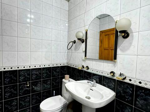 квартира за адресою Князя Ярослава Мудрого вул. (Ленінградська), 8