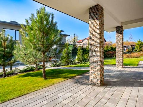 дом по адресу Шкільна