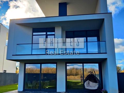 дом по адресу Садовая ул.