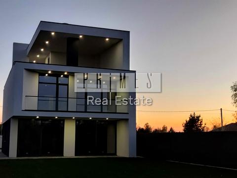 дом по адресу Садовая ул.