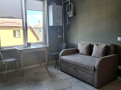квартира за адресою Залізнична вул., 13