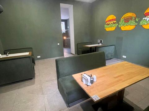 комерційна за адресою Олеся Гончара вул., 4