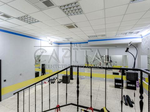 комерційна за адресою Володимира Івасюка просп. (Героїв Сталінграду), 8