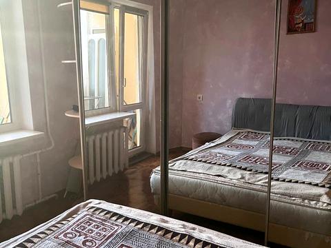 квартира по адресу Небесной Сотни просп. (Маршала Жукова), 10