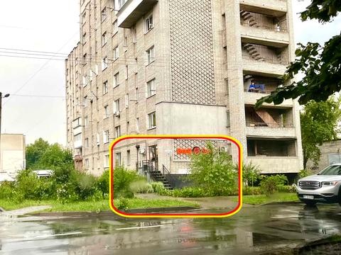 комерційна за адресою Миколи Хвильового вул., 56