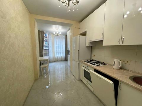 квартира за адресою Миру вул., 1
