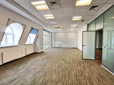 коммерческая по адресу Жилянская ул., 35