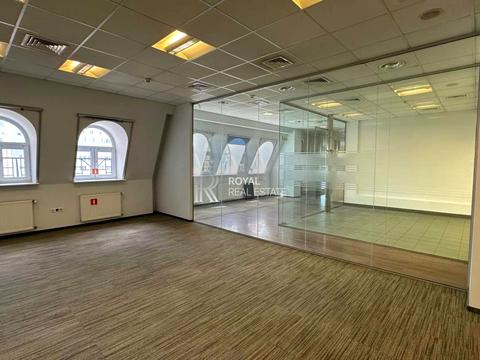 коммерческая по адресу Жилянская ул., 35