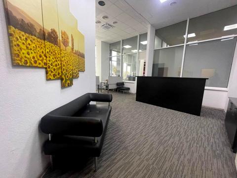 комерційна за адресою Велика Васильківська вул. (Червоноармійська), 72-А