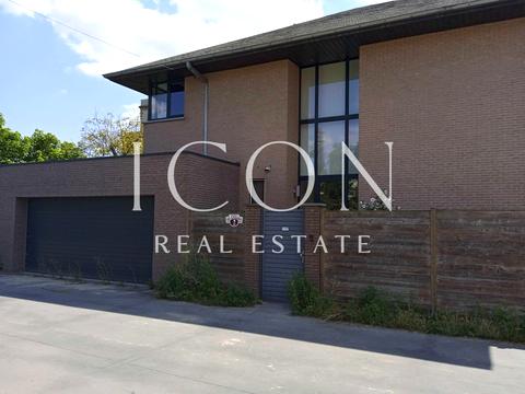 дом по адресу 53-тя А Садова ул.