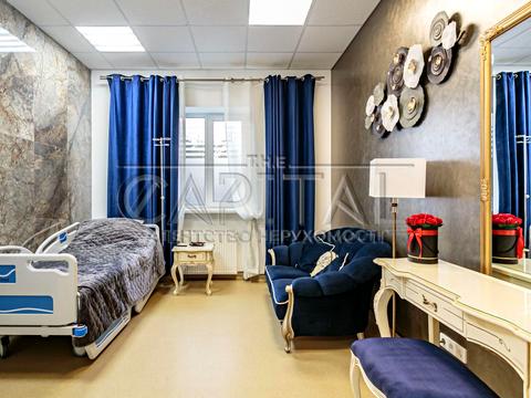 комерційна за адресою Берестейське шосе (Брест-Литовське), 19-А