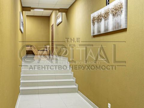 комерційна за адресою Берестейське шосе (Брест-Литовське), 19-А