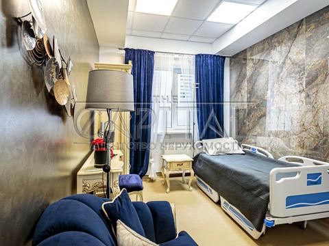 комерційна за адресою Берестейське шосе (Брест-Литовське), 19-А