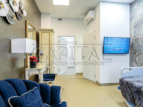 комерційна за адресою Берестейське шосе (Брест-Литовське), 19-А