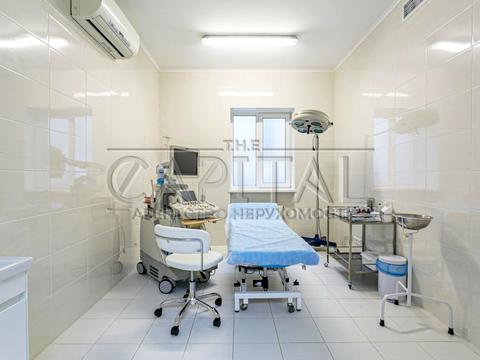 комерційна за адресою Берестейське шосе (Брест-Литовське), 19-А