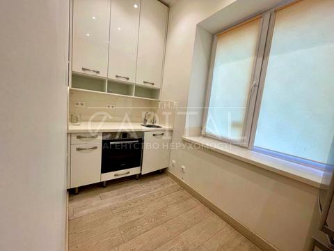 комерційна за адресою Печенізька вул., 2