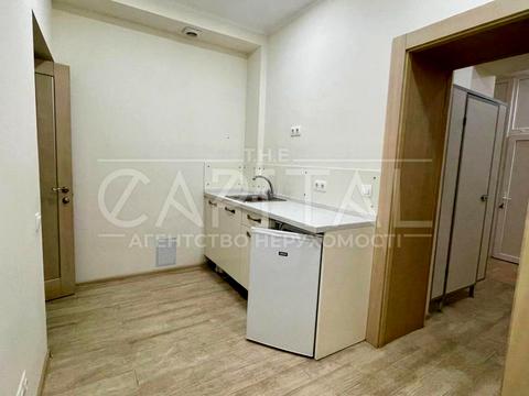 комерційна за адресою Печенізька вул., 2