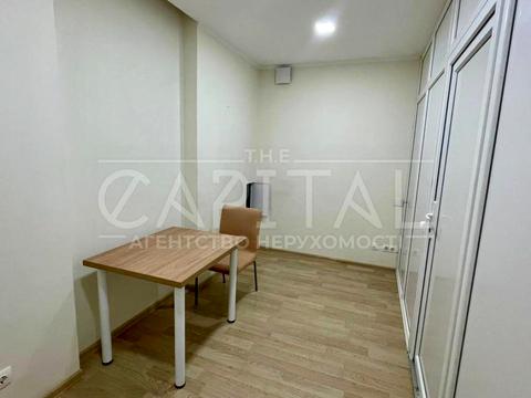 комерційна за адресою Печенізька вул., 2