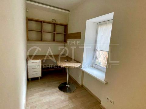 комерційна за адресою Печенізька вул., 2