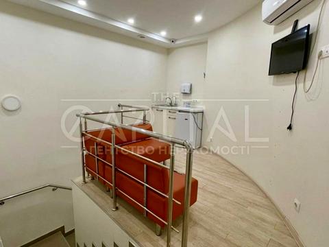 комерційна за адресою Печенізька вул., 2