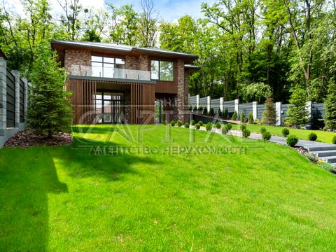 будинок за адресою Весела