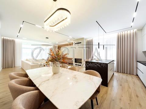 будинок за адресою Весела