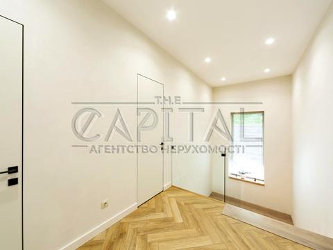 будинок за адресою Весела