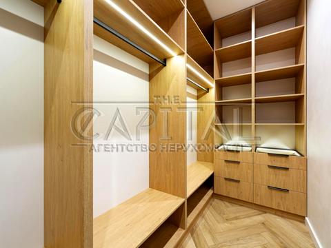 будинок за адресою Весела