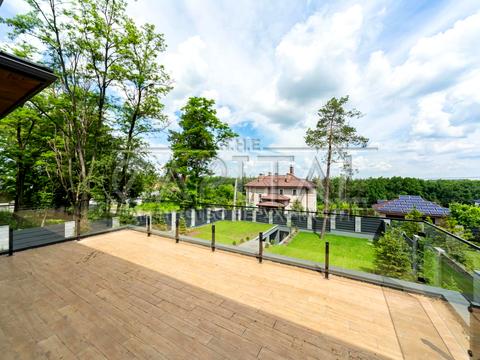 будинок за адресою Весела