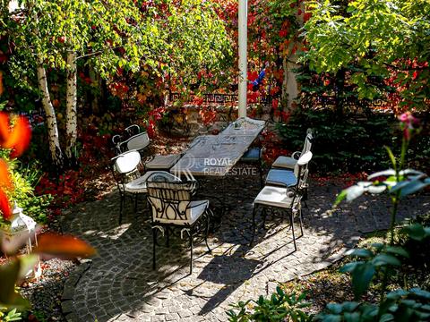 будинок за адресою Редутна вул., 1