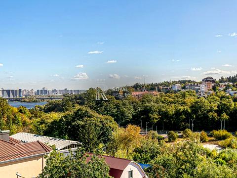 будинок за адресою Редутна вул., 1