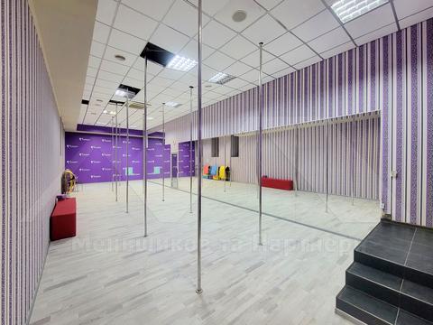 комерційна за адресою Академіка Богомольця вул., 7/14