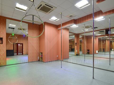 комерційна за адресою Академіка Богомольця вул., 7/14