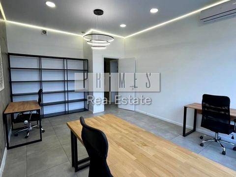 коммерческая по адресу Кловский спуск, 7