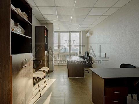 комерційна за адресою Здолбунівська вул., 9