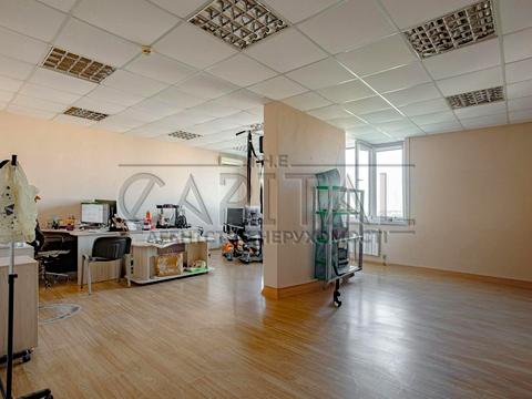 комерційна за адресою Здолбунівська вул., 9