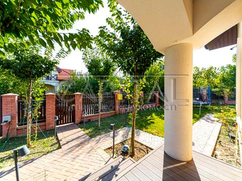 дом по адресу Джерельна