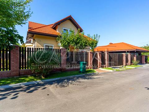 дом по адресу Джерельна