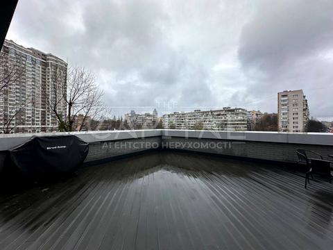 коммерческая по адресу Евгения Коновальца ул. (Щорса), 36-Б