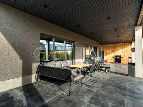 дом по адресу 40 річчя Перемоги