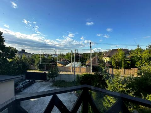 будинок за адресою Вишнева вул., 3