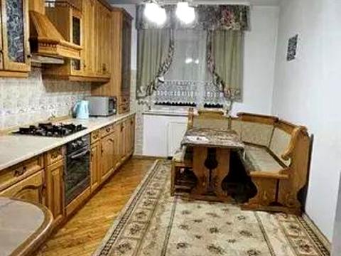 квартира за адресою Генерала Тараса Чупринки вул. (Пушкіна), 7