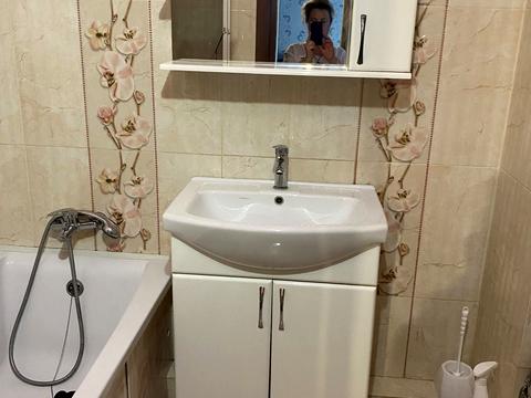 квартира за адресою Академіка Корольова вул., 44