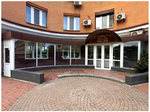 комерційна за адресою Володимира Івасюка просп. (Героїв Сталінграду), 10-А