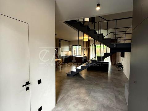 дом по адресу Любомирська