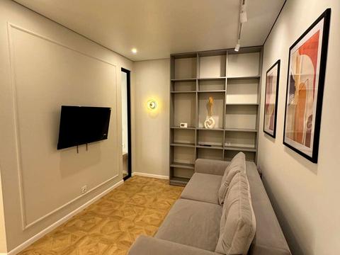 квартира за адресою Домбровського вул., 75