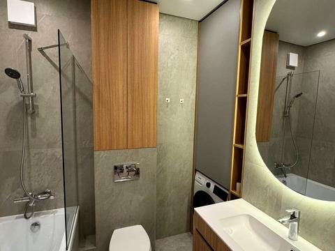 квартира за адресою Домбровського вул., 75