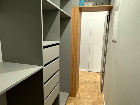 квартира за адресою Домбровського вул., 75