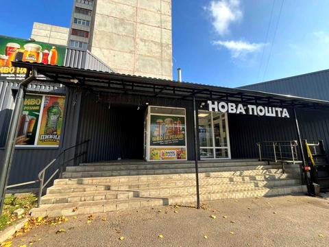 комерційна за адресою Амосова вул. (Корчагінців), 11а